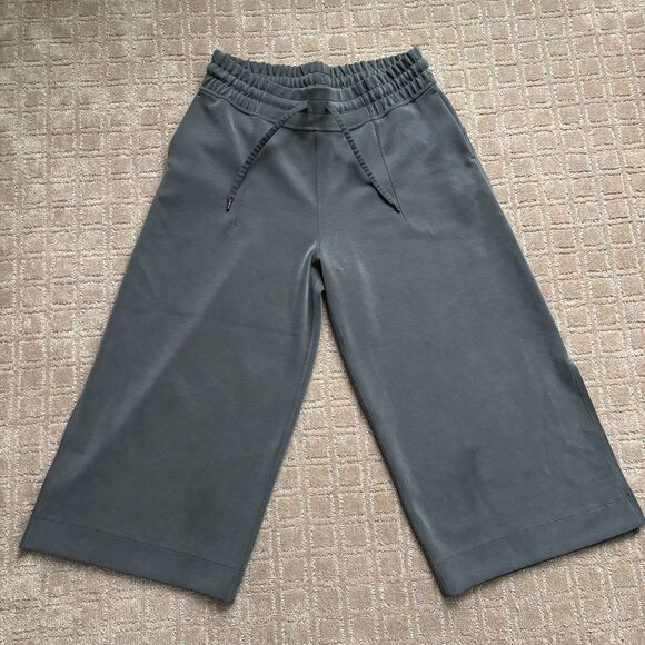 Lululemon Soft Ambitions Wide Leg High Rise Crop Pants Sz 12 Gray Soft Comfort - Picture 4 of 10